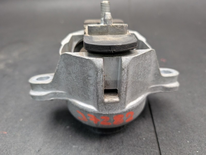 Front Left Engine Mount 2018 Jaguar XE S GX73-6A003-DC 2019