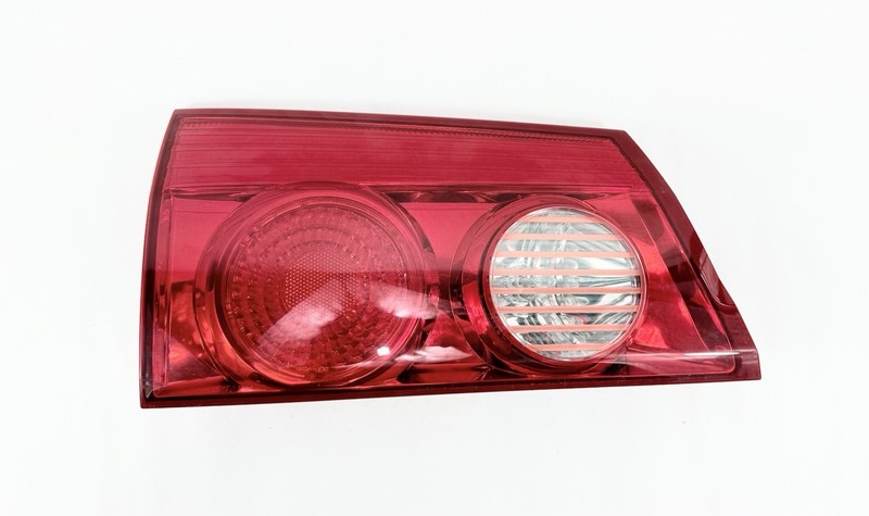 2006-2010 Toyota Sienna Tail Light Driver Left LH Side Inner Tailgate Hatch OEM