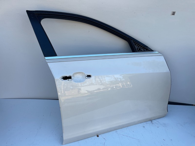 2014-2019 CADILLAC CTS FRONT RIGHT PASSENGER SIDE DOOR SHELL OEM