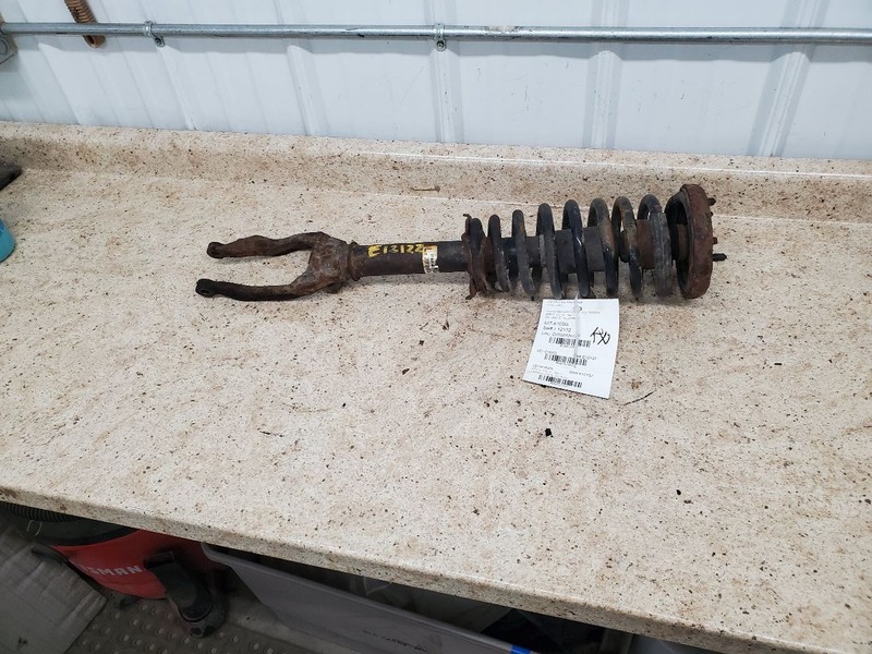 Driver Left Strut Front Sedan 5 Lug Fits 98-02 ACCORD 301253