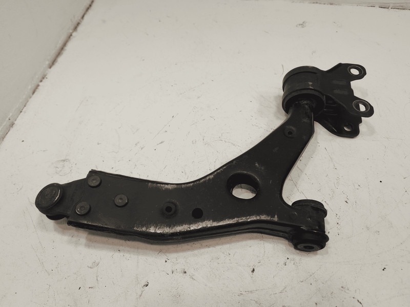 2013 - 2018 FORD FOCUS FRONT LEFT DRIVER SIDELOWER CONTROL ARM OEM