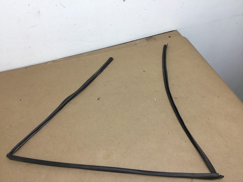 Porsche Panamera Rear Right Passenger Door Window Weather Strip Seal 10-16 |:M
