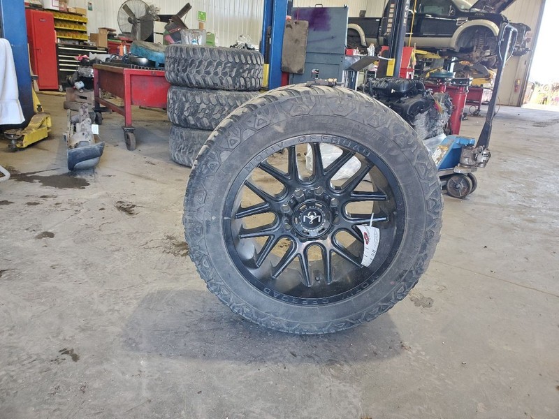 Wheel 20x8 Aluminum Polished 8 Spoke Fits 08-10 FORD F250SD PICKUP 302043