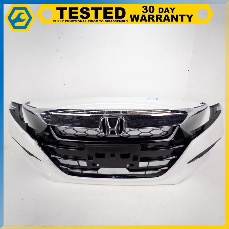 18-20 HONDA ACCORD FRONT BUMPER COVER PANEL ASSEMBLY PLATINUM WHITE PEARL OEM