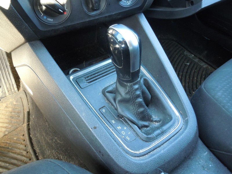 2016 16 Volkswagen Jetta 1.4L Automatic Transmission Floor Shifter OEM