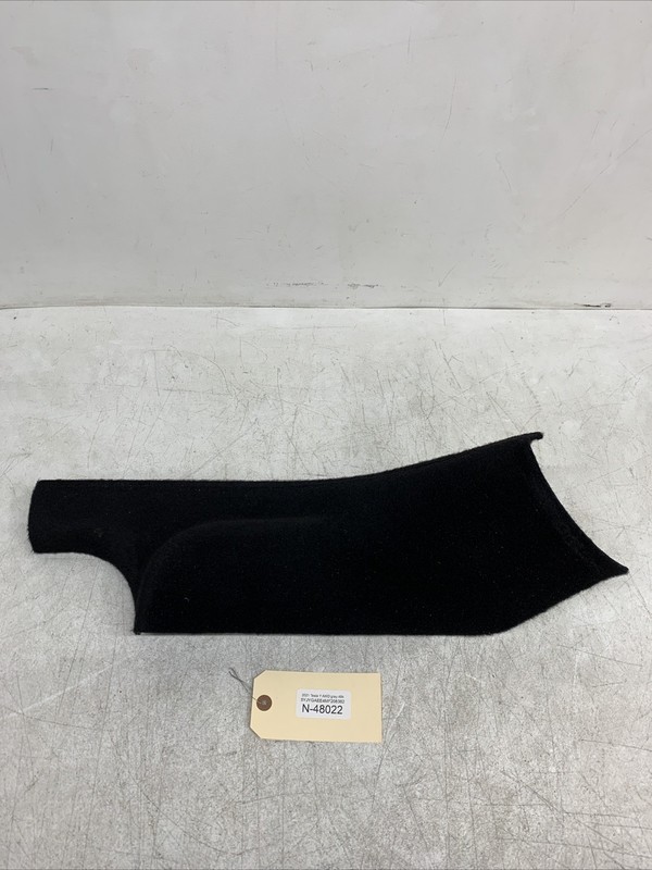 20-23 Tesla Model Y Rear Right C-Pillar Trim Cover Lower OEM 1592658-99-B B76