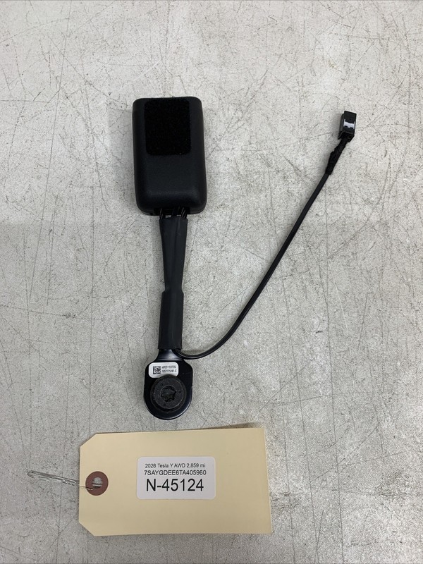 2026 Tesla Y FRONT RH LH SEAT BELT SEATBELT BUCKLE 1857775-N1-C 45124 B38