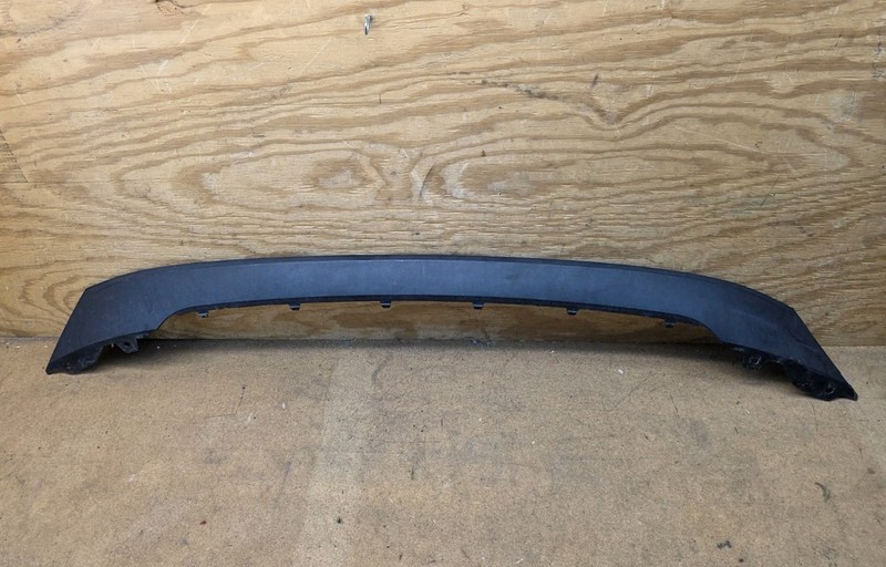 2018 2019 GMC ACADIA Denali SL SLE FRONT BUMPER LOWER VALANCE OEM 84161583