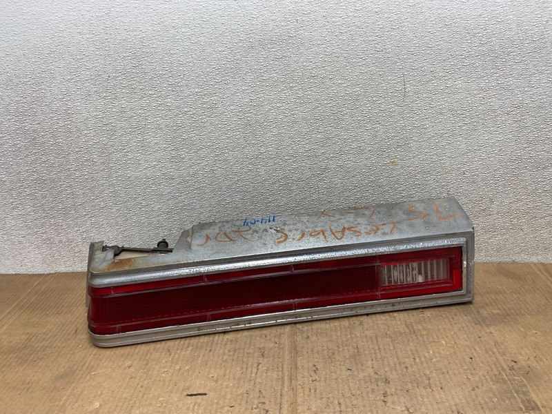 1971 to 1975 Buick Lesabre 2 door Left Driver Side Tail Light AA6421