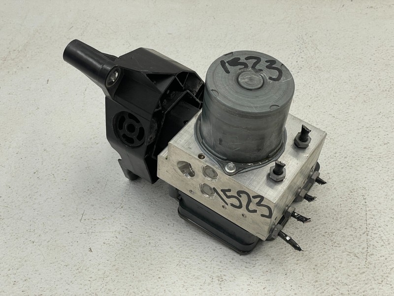 2014-2017 Mercedes S550 ABS Anti Lock Brake Pump Module 1523 OEM