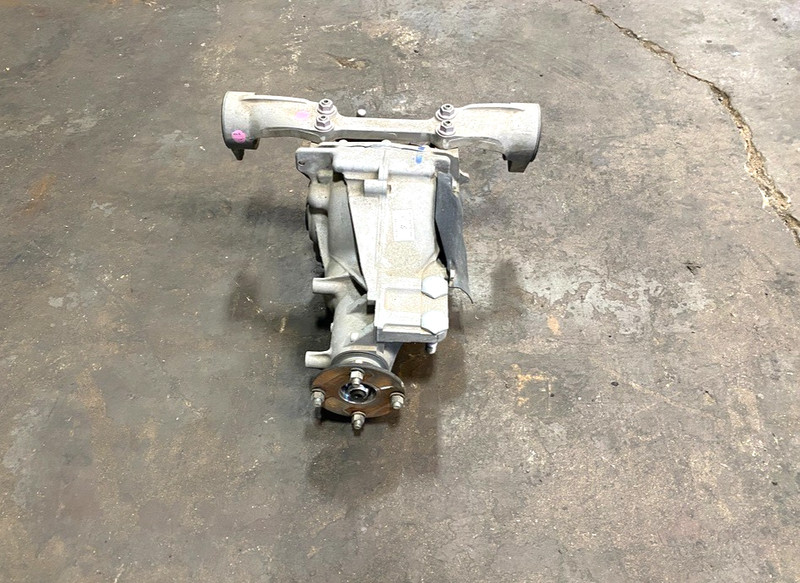 17-20 FIAT 124 SPIDER REAR DIFFERENTIAL CARRIER 114k MILES OEM #A0.37