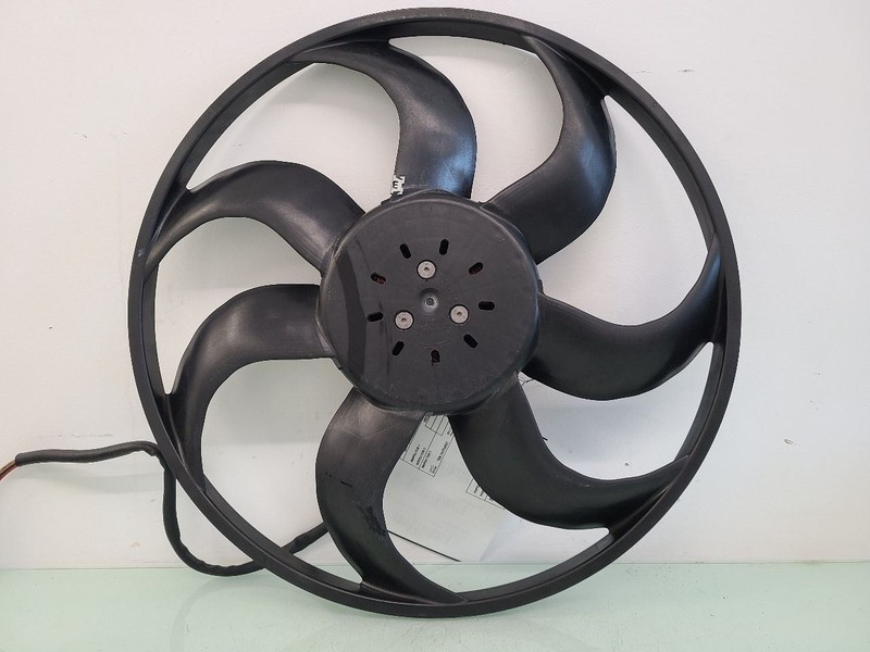 Radiator Fan Motor Fits 17-20 AUDI A3 586820