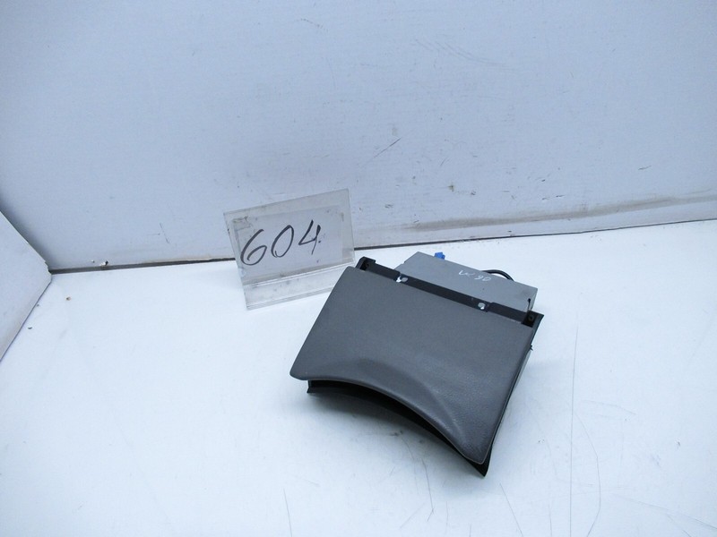 04-08 MASERATI QUATTROPORTE CD CHANGER STORAGE COMPARTMENT OEM