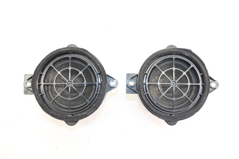 06-12 Porsche CAYMAN 2.7L Pair of Rear Bose Speakers 99764554500