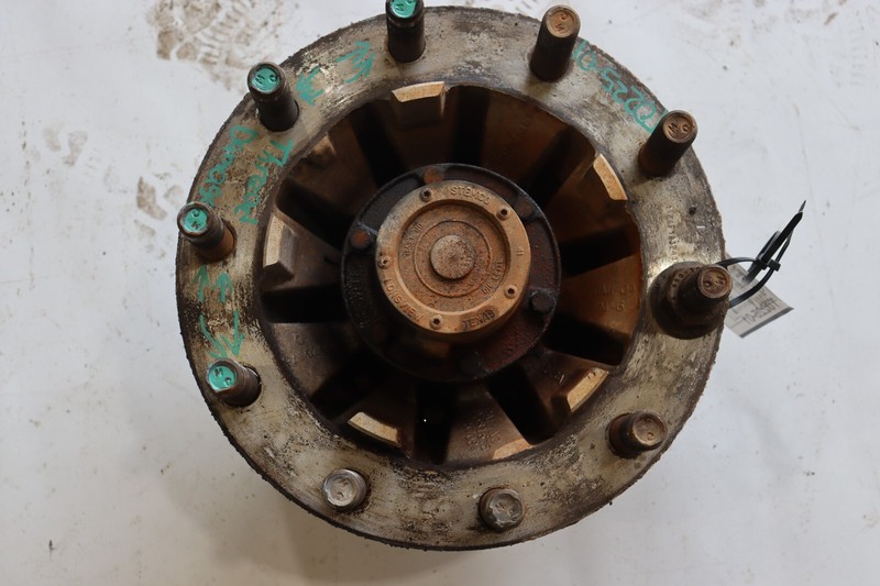 2019-2023 VOLVO VNL 760 /860 FRONT STEER AXLE CONMET HUB 10026176 OEM