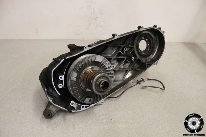 2002 Honda Silver Wing 600 FSC600 TRANSMISSION GEAR BOX HALF COVER CLUTCH FSC 02