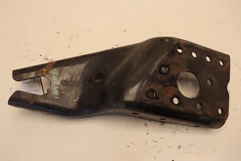 08-17 FREIGHTLINER CASCADIA 125 RIGHT SIDE FRAME HORN SUPPORT15-23806-001 OEM