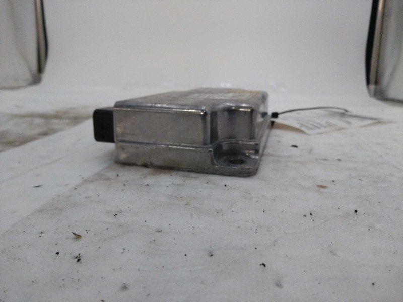 Used Air Bag Module fits: 2009 Chevrolet Malibu Air Bag below center console Gra