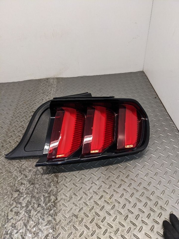 Passenger Right Tail Light Smoked Red Lens Fits 16-17 MUSTANG 1124265