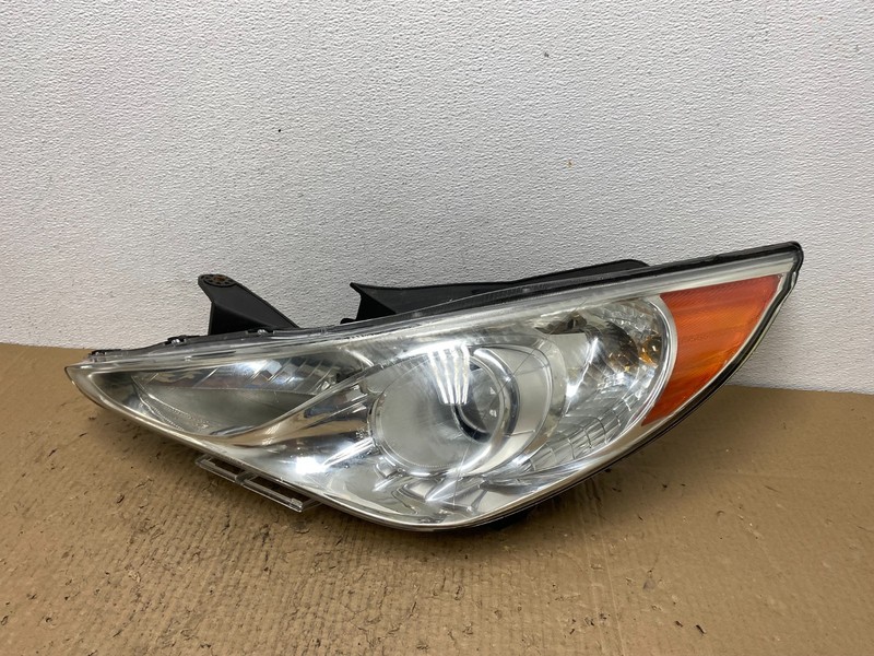 2011 - 2014 Hyundai Sonata Left Driver Lh Side Headlight Halogen AC5523 DW