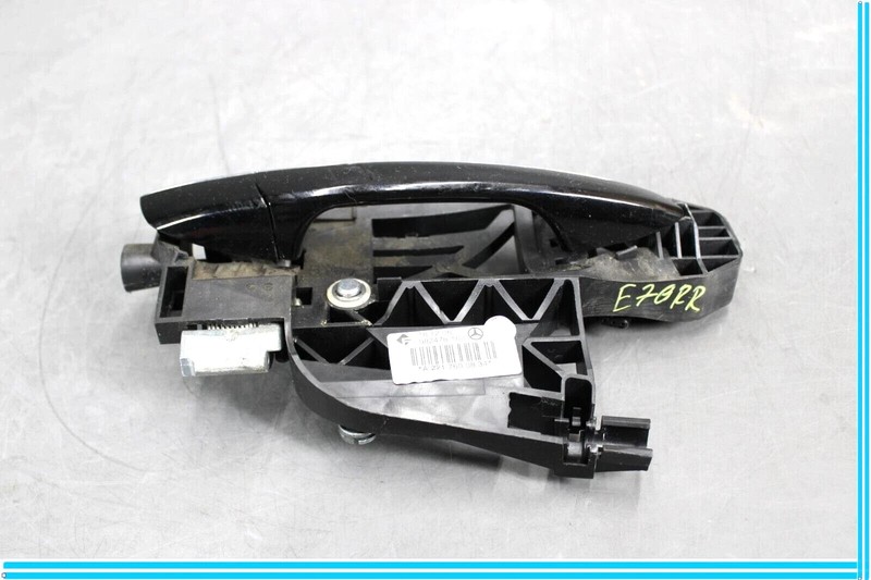 07-13 Mercedes W221 S550 S63 AMG Rear Right Side Exterior Door Handle Black OEM