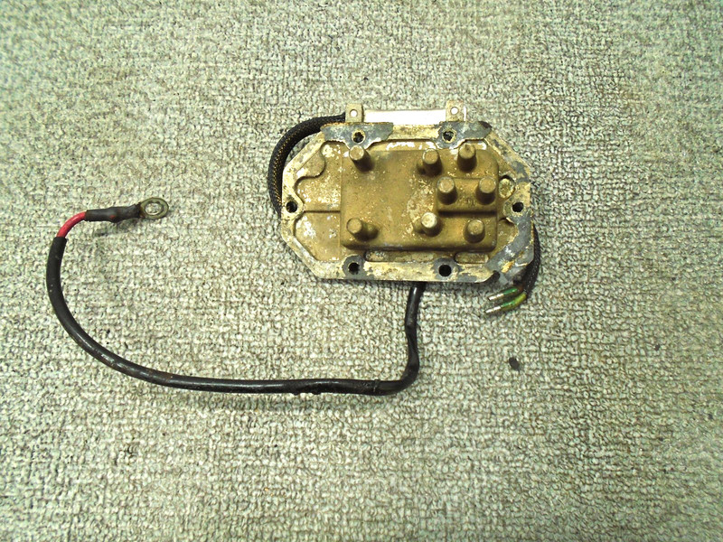 Rectifier & Regulator Assy 0586995 Johnson Evinrude '96-2001 200-250 Hp