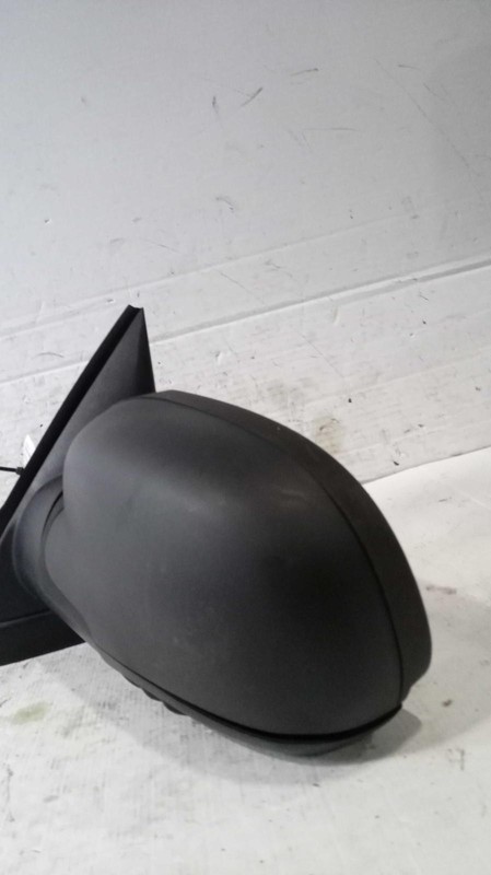 Used Left Door Mirror fits: 2007 Chevrolet Trailblazer Power w/o integral turn s