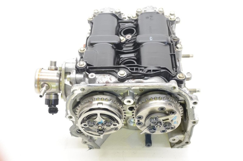 22-23 WRX Driver Left Side Cylinder Head Assembly D1373260