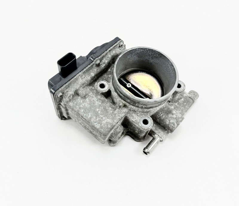 2009-2013 Mazda 6 2.5L Engine Throttle Body Valve Assembly L50213640B Genuine OE