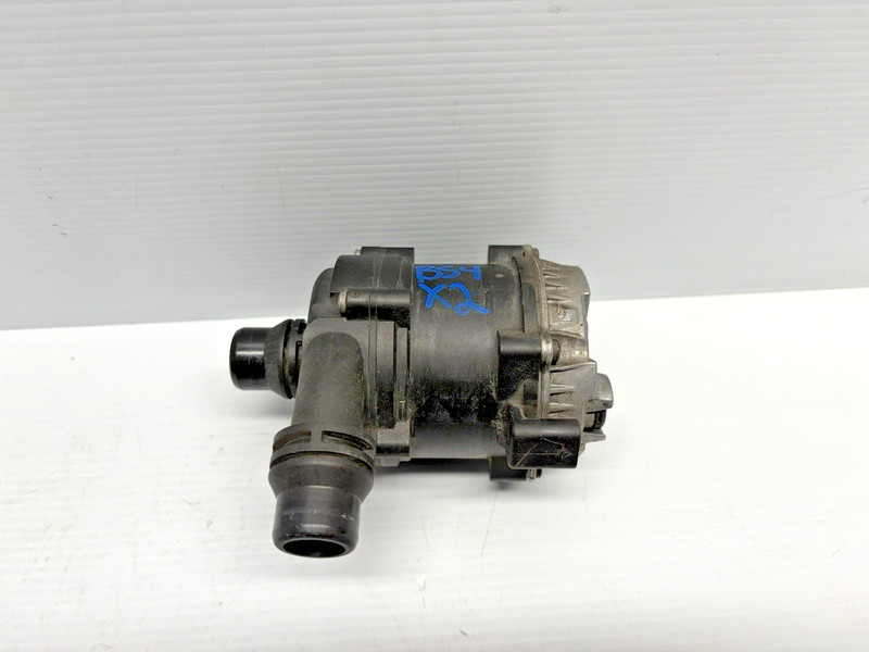 2018-2019 BMW I3S 0.6L - Auxiliary Coolant / Water PUMP 8600286