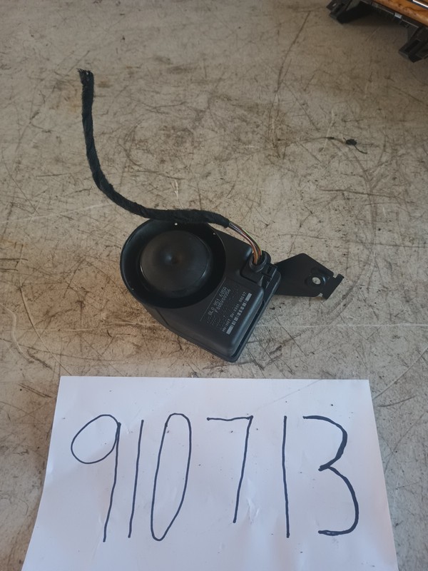 02-10 Audi A4 A8 RS4 S4 S8 Anti-Theft Alarm Siren Horn OEM