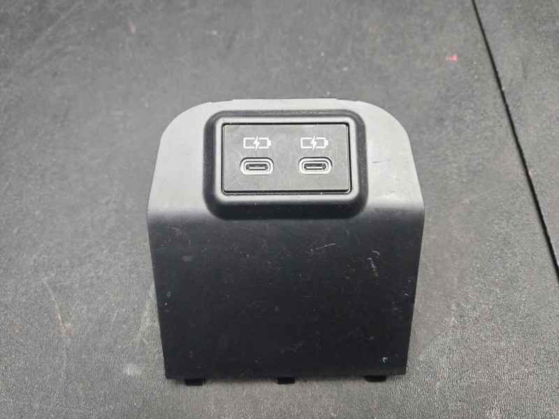 Dual USB Charge Adapter 2023 Toyota RAV4 85532-06080 2024 2025 X