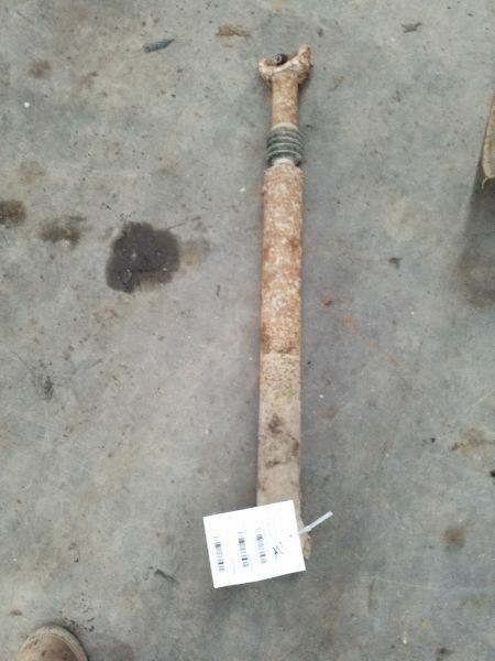 Front Drive Shaft 133" Wb From 8501 GVW 7.5L Fits 80-97 FORD F250 PICKUP 186546