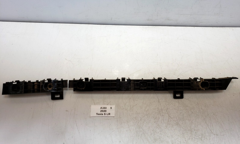 ✅ 16-20 OEM Tesla Model S Rear Right Passenger Side Bumper Support Bracket NOTE*
