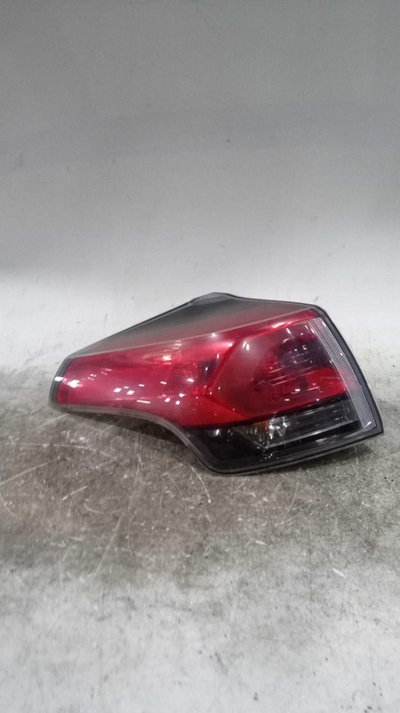 2017 Toyota RAV4 Left Tail Light Assembly Grey OEM 272886 104K Miles