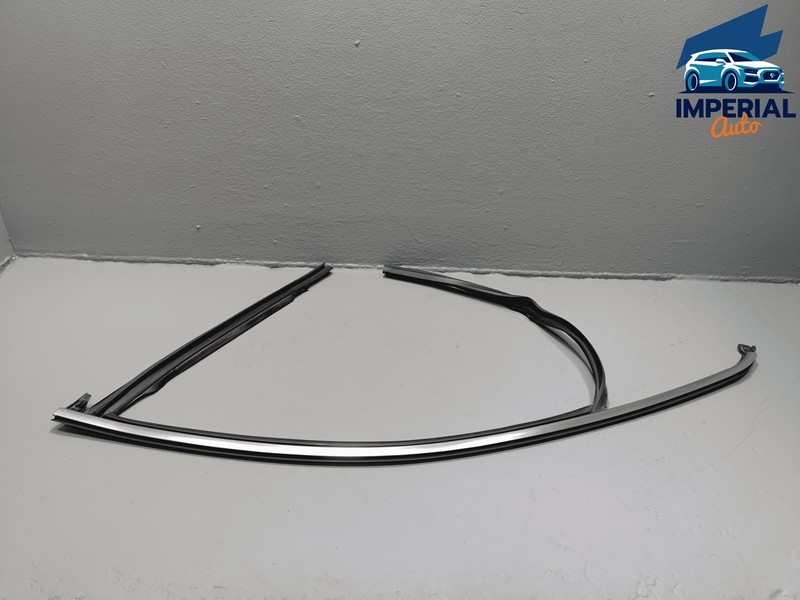 2017-2025 AUDI Q7 LEFT DRIVER FRONT DOOR WINDOW GLASS RUN CHANNEL SEAL OEM