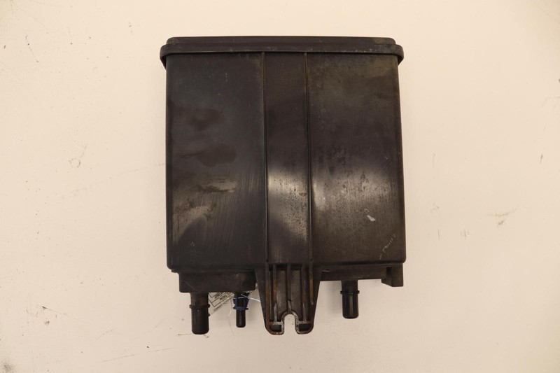 2004-2017 CADILLAC ESCALADE 6.2L FUEL EVAPORATOR CHARCOAL VAPOR CANISTER OEM