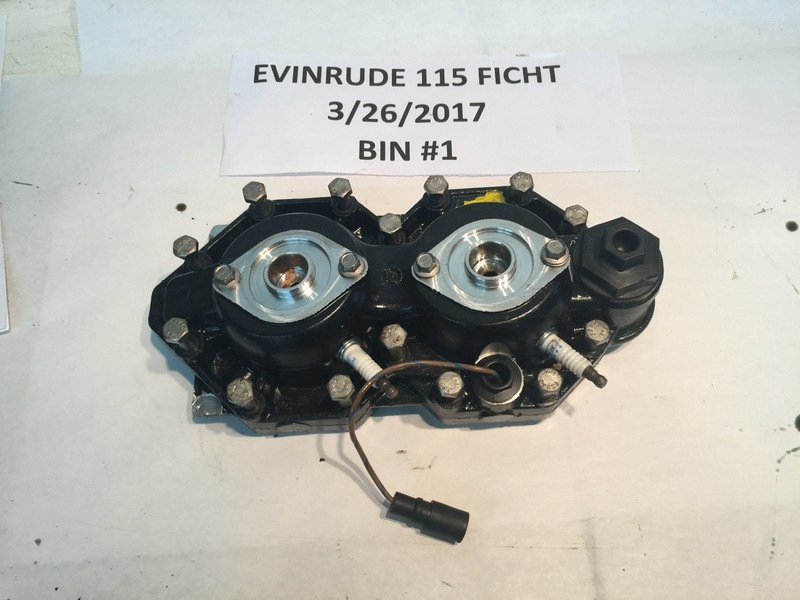 Evinrude Johnson Ficht Outboard 90 115 Starboard Right Cylinder Head 343628