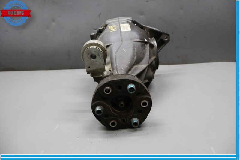 10-16 Mercedes W204 SL400 C250 E350 Rear Differential Diff Axle Carrier 3.07 Oem