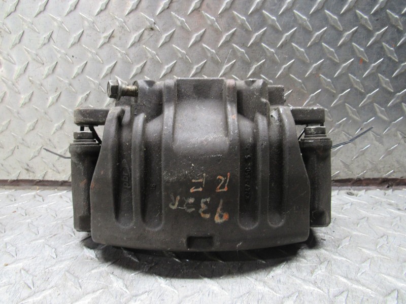 05-11 CHRYSLER 300 RIGHT FRONT PASSENGER BRAKE CALIPER DUAL PISTON OPT BR5/BR6