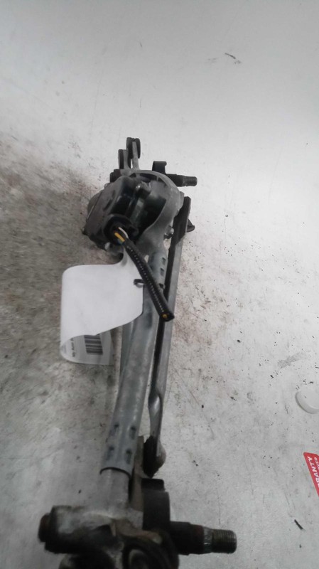 2016 Honda HR-V Wiper Motor OEM 76505T5AJ01 Used 106K Miles Purple