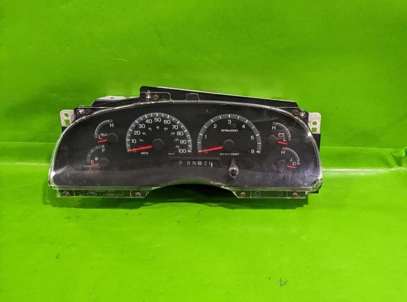 02-04 FORD F150 SPEEDOMETER CLUSTER 161K MILES OEM 4570-1