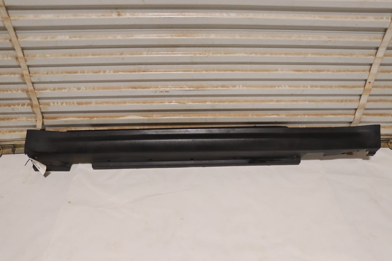 2008-2014 MINI COOPER CLUBMAN HATCH BACK R55 LEFT DRIVER ROCKER MOLDING OEM