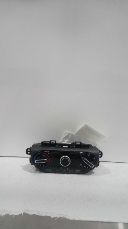 2011 AUDI Q5 A/C Selector Switch OEM Blue 8T1820043AGXZF 165K Miles