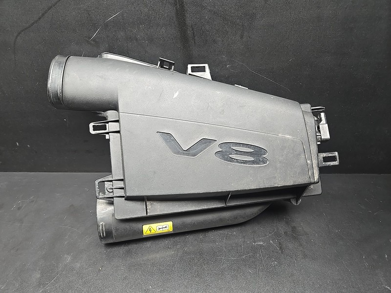 12-17 Mercedes CLS550 S550 E550 W222 Left Air Intake Cleaner Box 2780900101 Oem