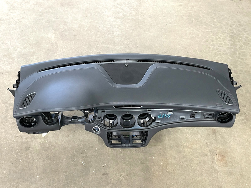 ⭐2014-2019 MERCEDES CLA45 AMG DASHBOARD DASH INSTRUMENT PANEL BLACK OEM LOT2645