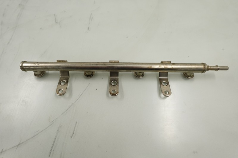 2008-2012 Yamaha FZS / VXR 1800 1.8L OEM Fuel Injection Rail 6S5-12880-00-00