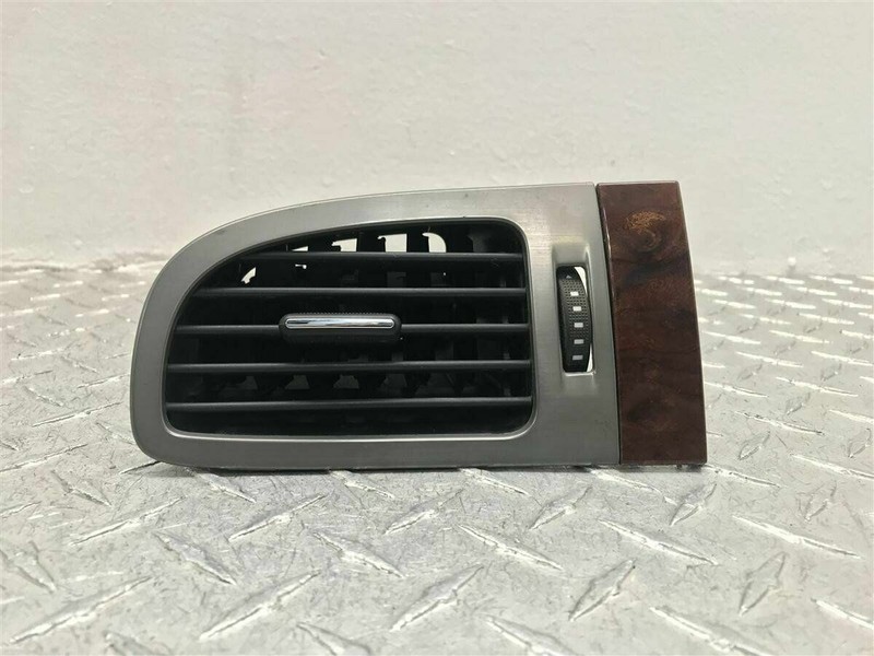2007-2013 CHEVROLET TAHOE DRIVER LEFT DASH AIR OUTER VENT OEM 20935574