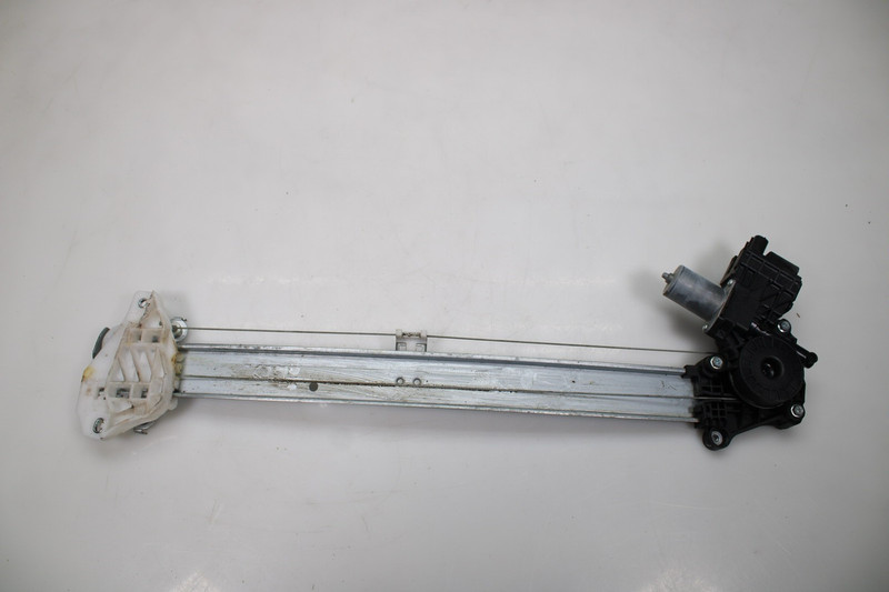 2020-2025 Subaru Outback Front Right Door Window Regulator OEM 61188AN00A