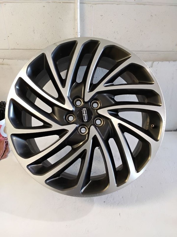 2019-2022 Lincoln Nautilus Wheel Rim 20x8 Aluminum 15 Spoke Machined Face